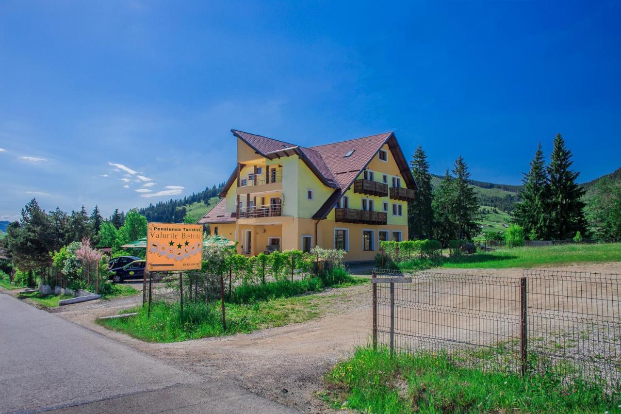Pensiunea Valurile Bistritei Ватра-Дорней Экстерьер фото